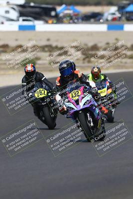 media/Oct-12-2025-CRA (Sun) [[e621380112]]/Races/Race 8/